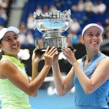 Zhang and Mertens, 2026 AO trophy (getty)